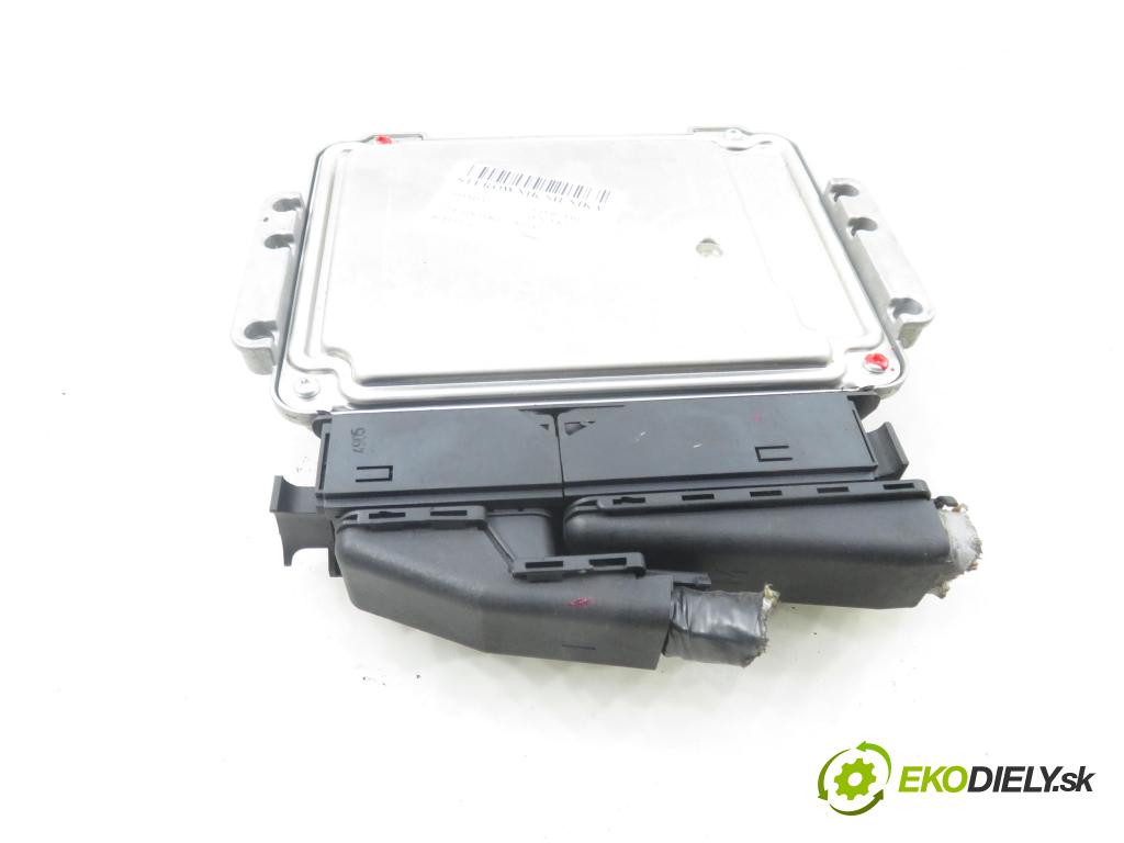 HONDA CIVIC VIII (FN, FK) HB 2006 103,00 2.2 CTDi (FK3) - N22A2 2204,00 Riadiaca jednotka Motor 0281012660