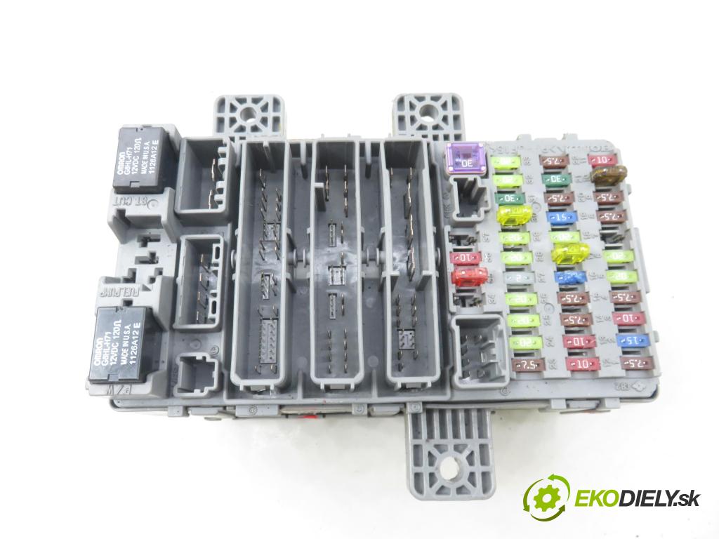HONDA CIVIC VIII (FN, FK) HB 2006 103,00 2.2 CTDi (FK3) - N22A2 2204,00 MODUL BSI 37832LN
