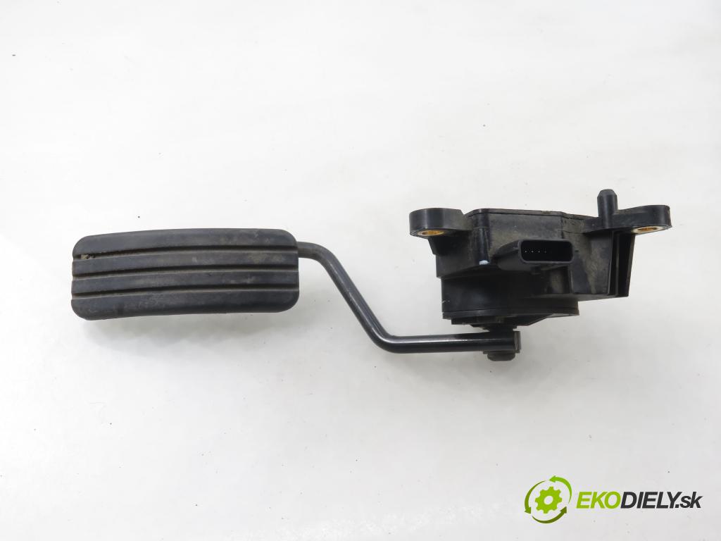 RENAULT GRAND SCENIC II (JM0/1_) HB 2006 88,00 1.9 dCi (JM0G, JM12, JM1G, JM2C) - F9Q 812 1870,00 potenciometr plynového pedálu 8200159647B ; 9646702180 ; F00C3E2427 (Potenciometr plynového pedálu)