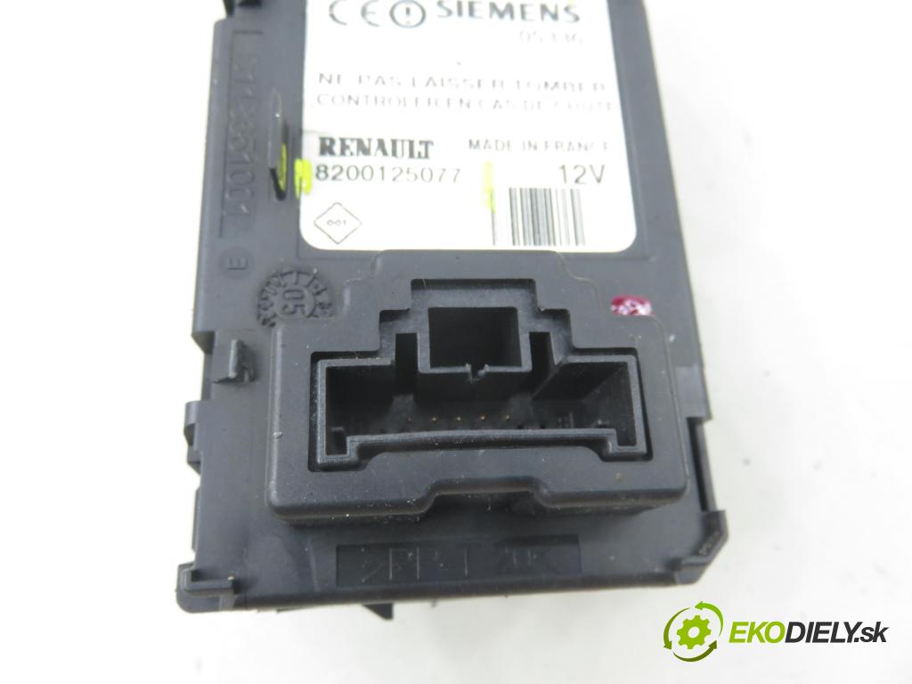 RENAULT GRAND SCENIC II (JM0/1_) HB 2006 88,00 1.9 dCi 120 - F9Q 812 1870,00 CZYTNIK KARTY: S118539002D ; 820012507