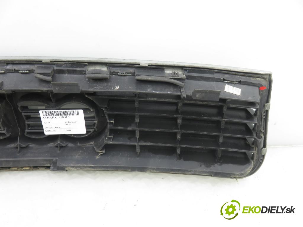 AUDI A4 Avant (8E5, B6) KOMBI 2004 96,00 1.9 TDI - AWX 1896,00 mřížka / maska