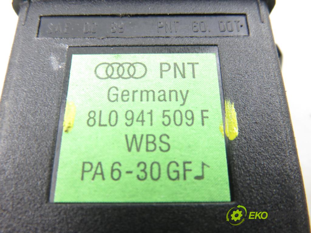 AUDI A3 (8L1) HB 1998 110,00 1.8 T - AGU 1781,00 přepínač nouzových 8L0941509F