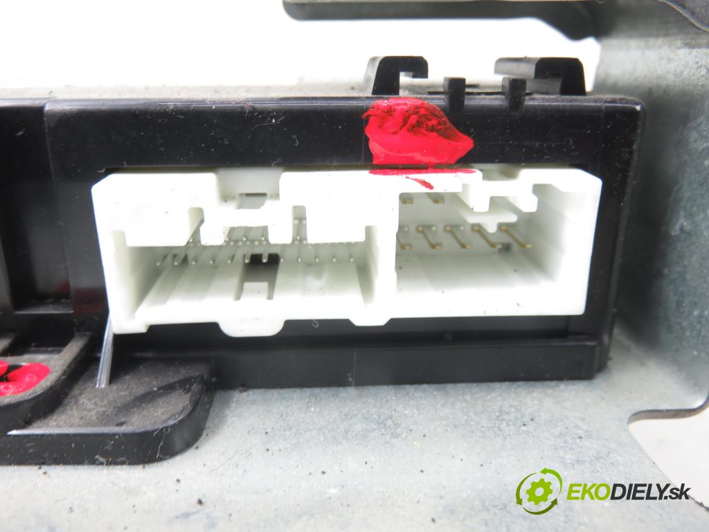 MAZDA 5 (CR19) MINIVAN 2006 81,00 2.0 MZR-CD 110 - RF7J 1998,00 MODUL BCM CD3567560B