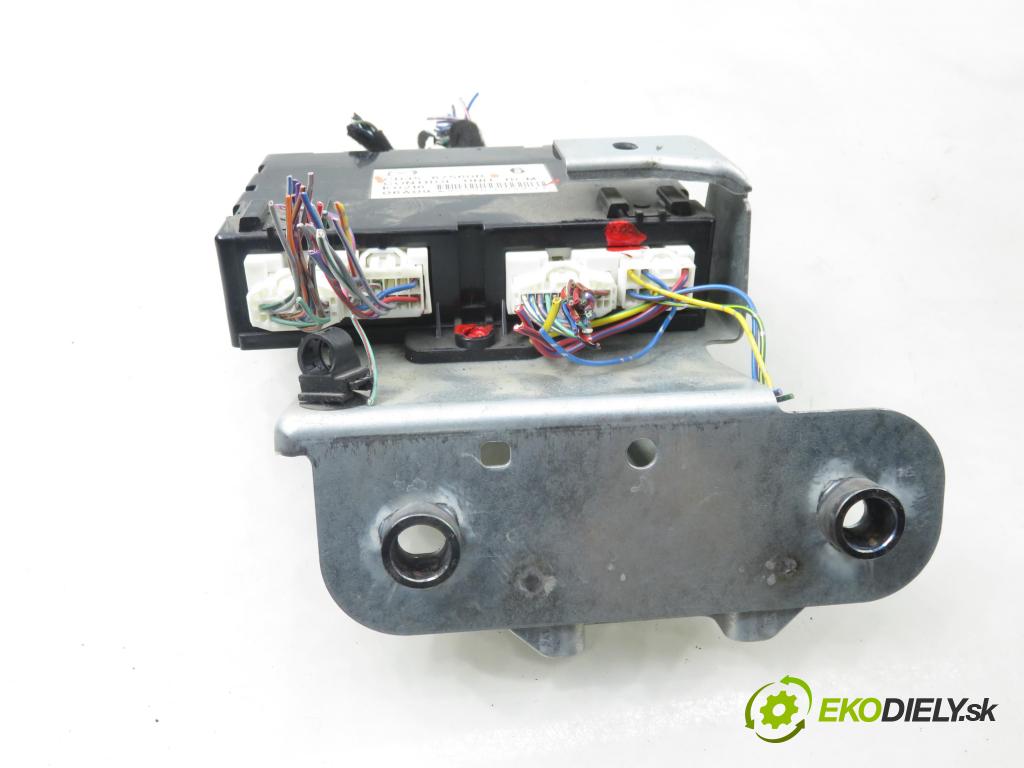 MAZDA 5 (CR19) MINIVAN 2006 81,00 2.0 MZR-CD 110 - RF7J 1998,00 MODUL BCM CD3567560B