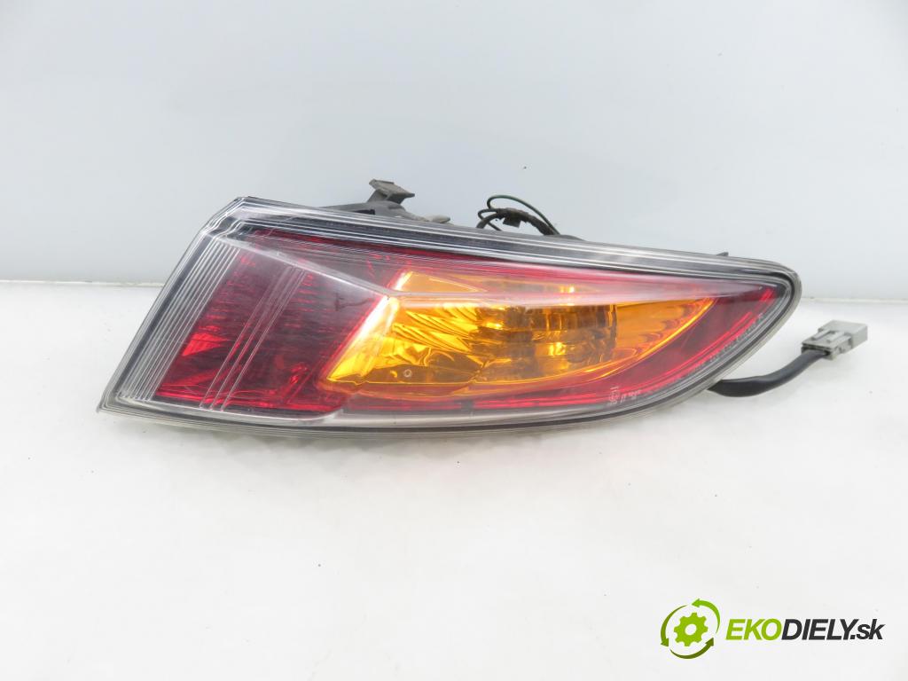 HONDA CIVIC VIII (FN, FK) HB 2006 103,00 2.2 CTDi (FK3) 140 - N22A2 2204,00 světlo pravé zadní 22016721