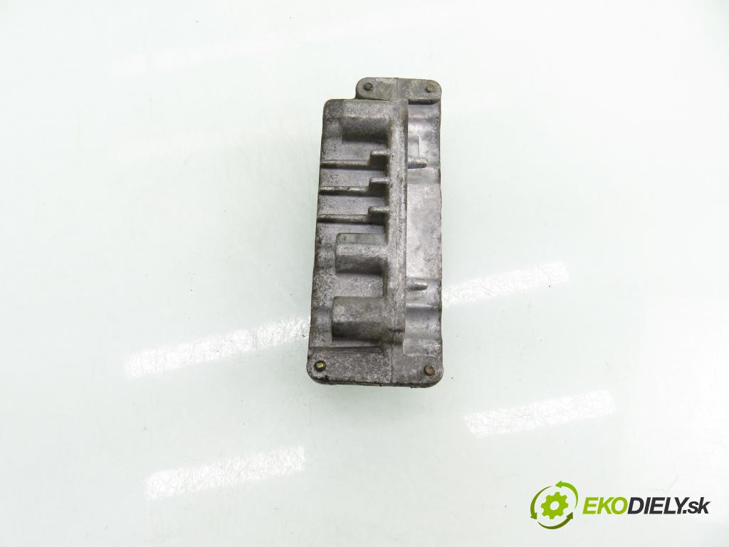 FIAT PUNTO (188_) HB 2005 44,00 1.2 60 (188.030, .050, .130, .150, .230, .250) - 1 1242,00 Riadiaca jednotka Motor 55195640 ; IAW5AFP3 ; 6160065104