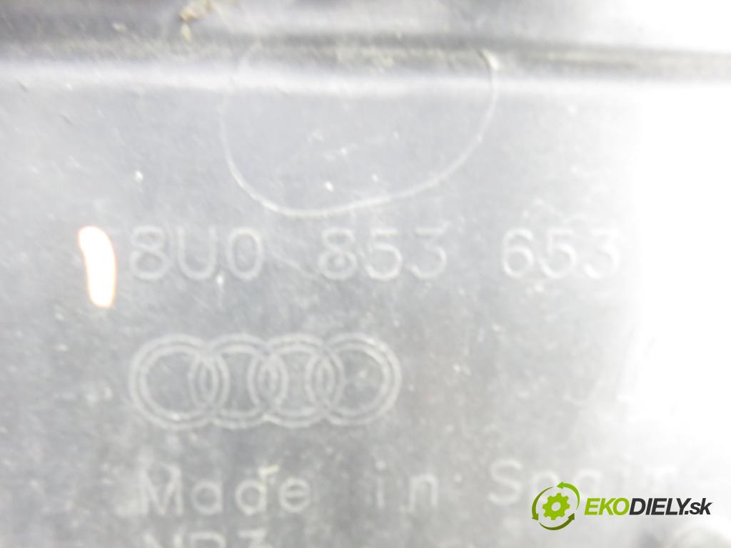 AUDI Q3 (8U) SUV 2014 130,00 2.0 TDI quattro - CFGC 1968,00 mřížka / maska 8U0853653A