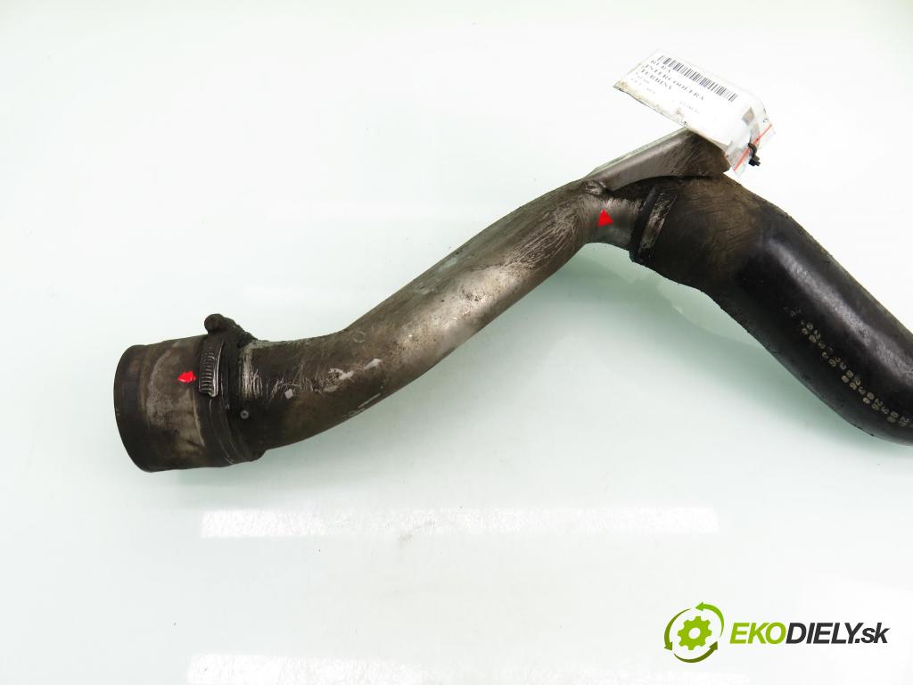 AUDI A3 (8L1) HB 1998 110,00 1.8 T - AGU 1781,00 Rúra intercoolera turba 06A145894