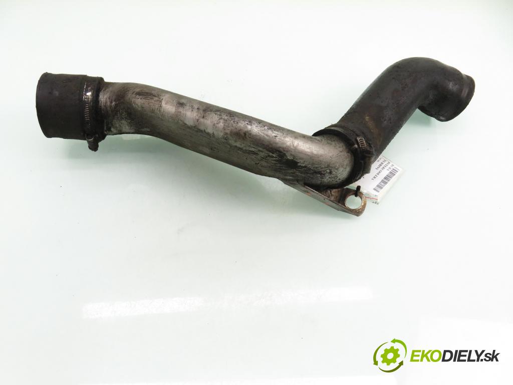 AUDI A3 (8L1) HB 1998 110,00 1.8 T - AGU 1781,00 Rúra intercoolera turba 06A145894