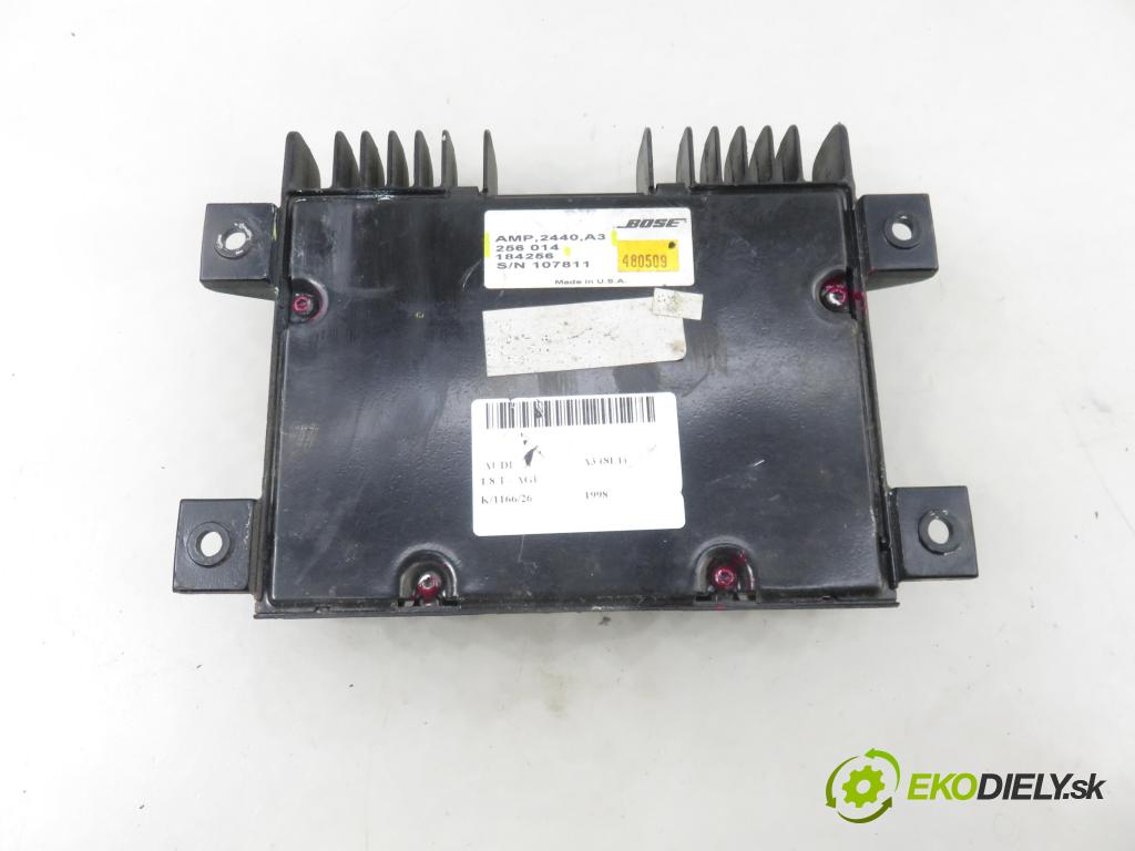 AUDI A3 (8L1) HB 1998 110,00 1.8 T - AGU 1781,00 Zosilňovač 256014 ; AMP2440A3 (Zosilňovač)