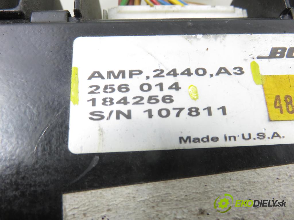 AUDI A3 (8L1) HB 1998 110,00 1.8 T - AGU 1781,00 Zosilňovač 256014 ; AMP2440A3 (Zosilňovač)