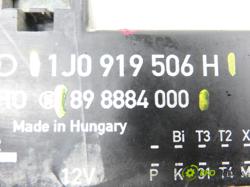 AUDI A3 (8L1) HB 1998 110,00 1.8 T - AGU 1781,00 řídící jednotka VENTILÁTORY 1J0919506H ; 898884000