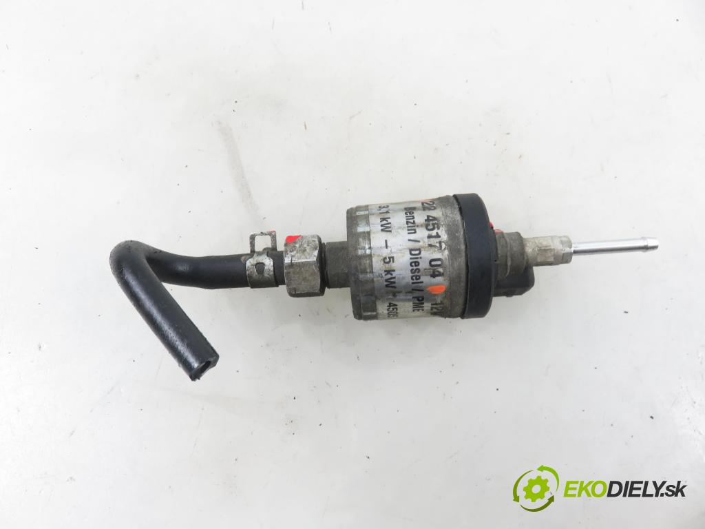 MAZDA 5 (CR19) MINIVAN 2006 81,00 2.0 CD - RF7J 1998,00 motorek paliva Webasto 22451704
