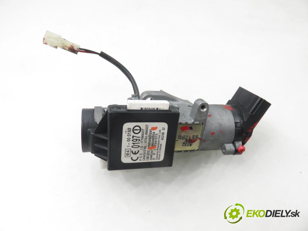 CHEVROLET AVEO / KALOS liftback (T200) HB 2004 53,00 1.2 - F12S3 1150,00 spinačka / zámky 96540559