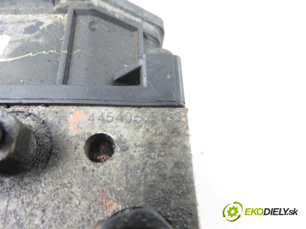 TOYOTA COROLLA Verso (ZER_, ZZE12_, R1_) MINIVAN 2005 85,00 2.0 D-4D (CUR10_) - 1CD-FTV 1995,00 Pumpa ABS 895410F010 ; 0265950130 ; 0265225284 (Pumpa ABS)