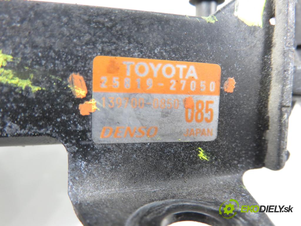 TOYOTA COROLLA Verso (ZER_, ZZE12_, R1_) MINIVAN 2005 85,00 2.0 D-4D (CUR10_) - 1CD-FTV 1995,00 ELEKTROVENTIL: VAKUUM: 2581927050 ; 1397000850