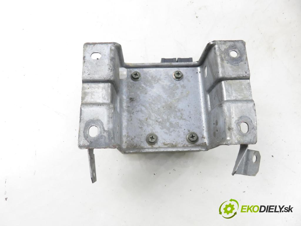 SUZUKI SWIFT III (MZ, EZ) HB 2006 68,00 1.3 4x4 (RS 413) - M13A 1328,00 řízení ZE posilovačem 63J8 ; 3872063J10 ; Q1T23882M