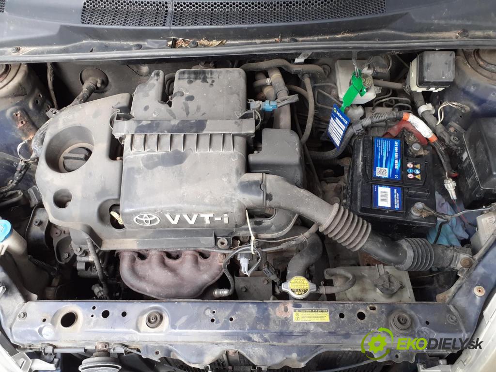 TOYOTA YARIS (_P1_) HB 2002 64,00 1.3 (SCP12_) - 2SZ-FE 1298,00 motor BENZÍN 2SZFE