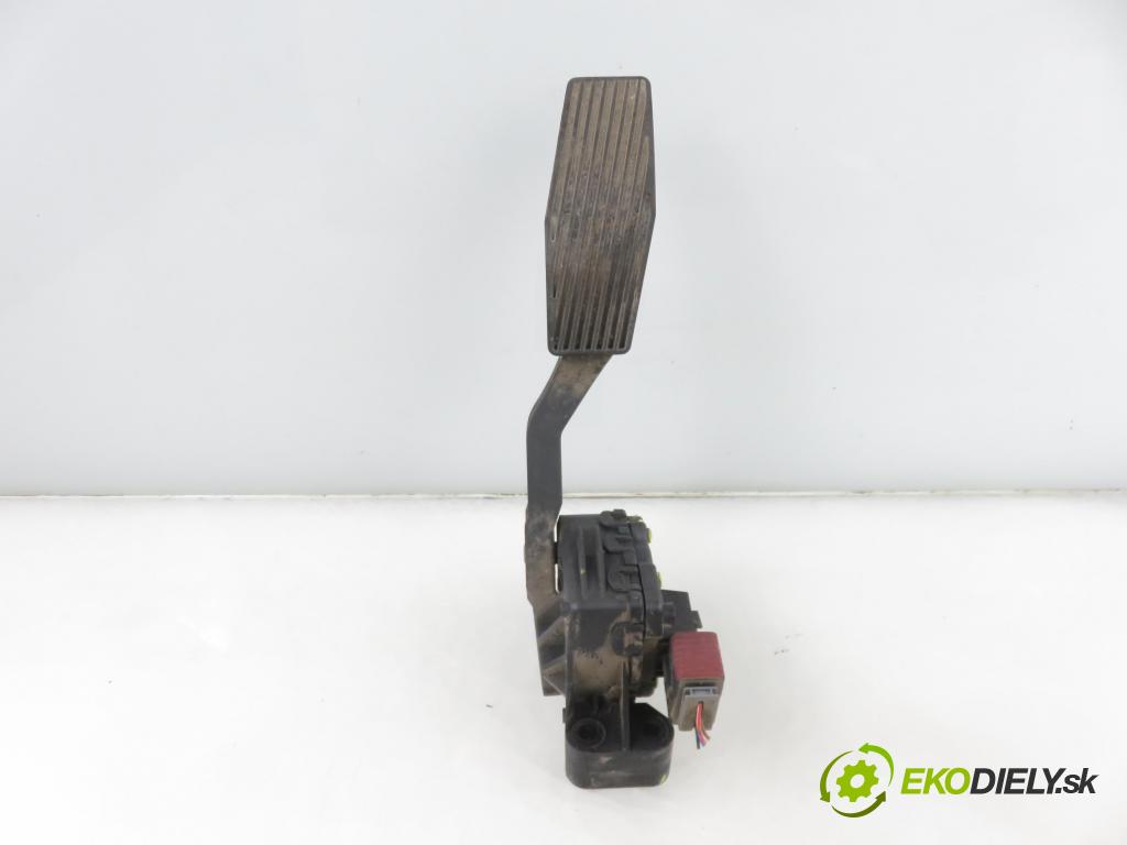 OPEL ASTRA G liftback (T98) HB 2002 66,00 1.4 16V - Z 14 XE 1389,00 potenciometr plynového pedálu 9157998BK ; 6PV00811200 (Potenciometr plynového pedálu)