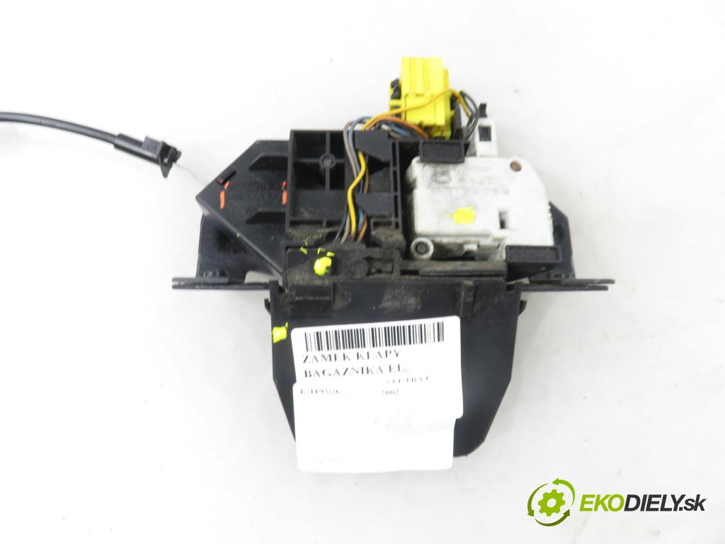 OPEL VECTRA C (Z02) SEDAN 2002 81,00 1.8 - Z 18 XEL 1796,00 zámok dverí kufor EL. 09180104 ; 495072894