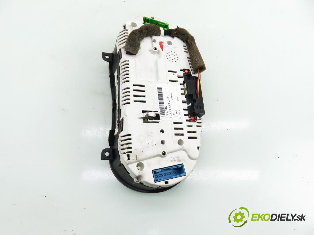 AUDI A3 (8L1) HB 2001 75,00 1.6 - BFQ 1595,00 Prístrojovka elektrický 8L0920900F