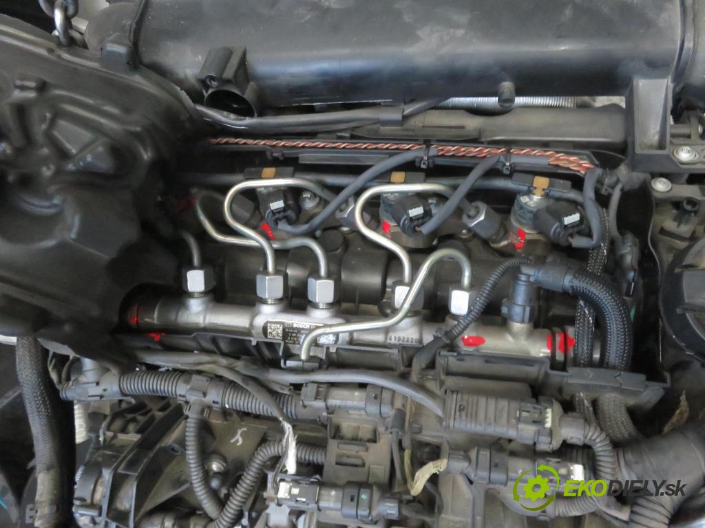 BMW 2 Active Tourer (F45) MINIVAN 2016 110,00 218 d - B47 C20 A 1995,00 Motor DIESEL B47C20A