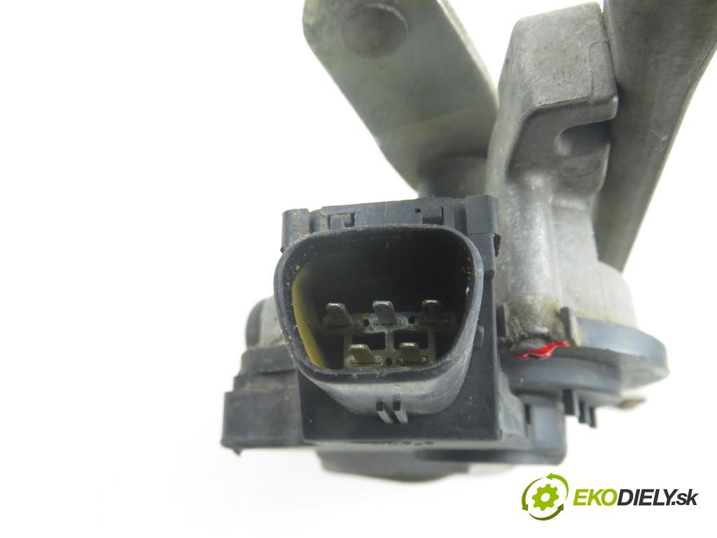 SMART FORFOUR (454) HB 2006 70,00 1.5 CDI (454.001) - OM 639.939 1493,00 Motorček stieračov A4548200008 ; MR957387 ; MS1590107483