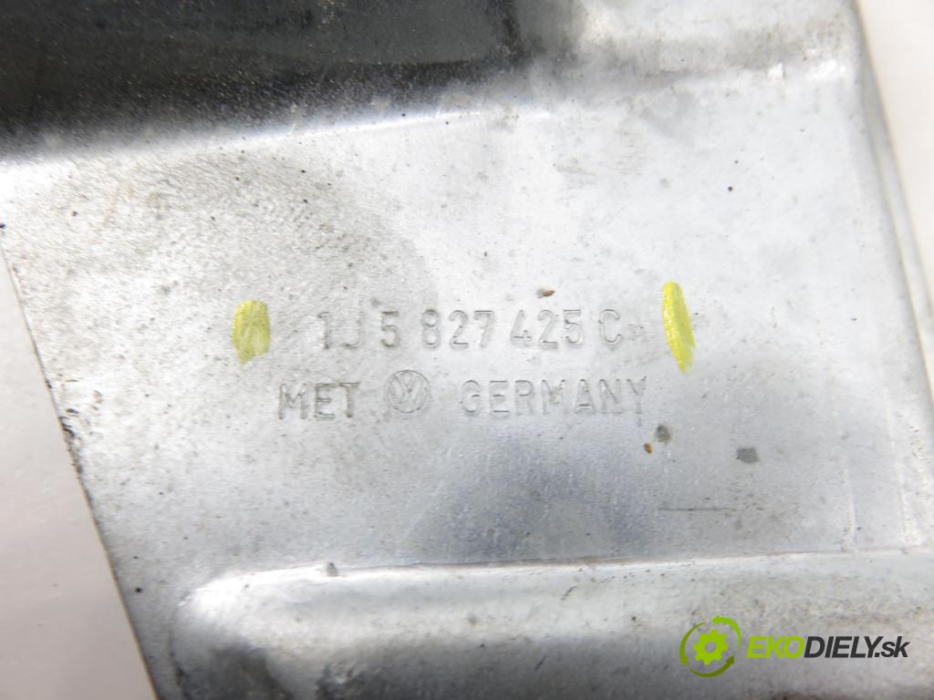 VW BORA (1J2) SEDAN 1998 74,00 1.6 - AKL 1595,00 zámok dveří kufr EL. 1J5827425C