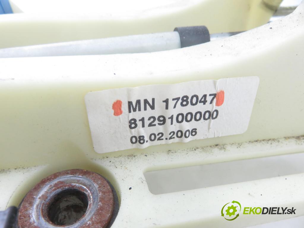 SMART FORFOUR (454) HB 2006 70,00 1.5 CDI (454.001) - OM 639.939 1493,00 ZVEDÁK: MN178047