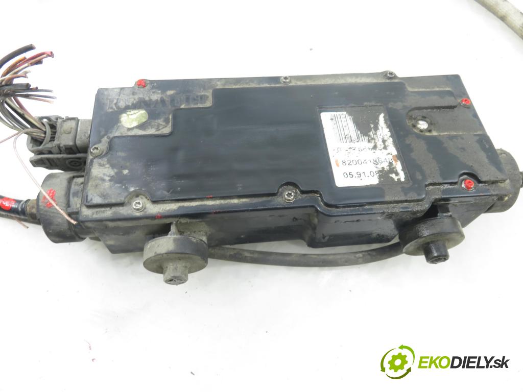 RENAULT GRAND SCENIC II (JM0/1_) MINIVAN 2004 88,00 1.9 dCi (JM0G, JM12, JM1G, JM2C) - F9Q 812 1870,00 BRZDA: ručny elektrický 8200418648