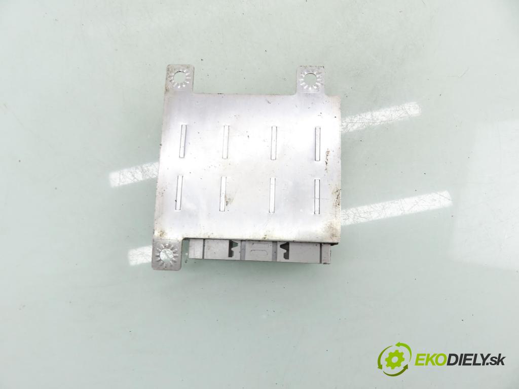 FIAT PUNTO (188_) HB 2005 44,00 1.2 60 (188.030, .050, .130, .150, .230, .250) - 1 1242,00 MODUL air BAG 51719092 ; 331374