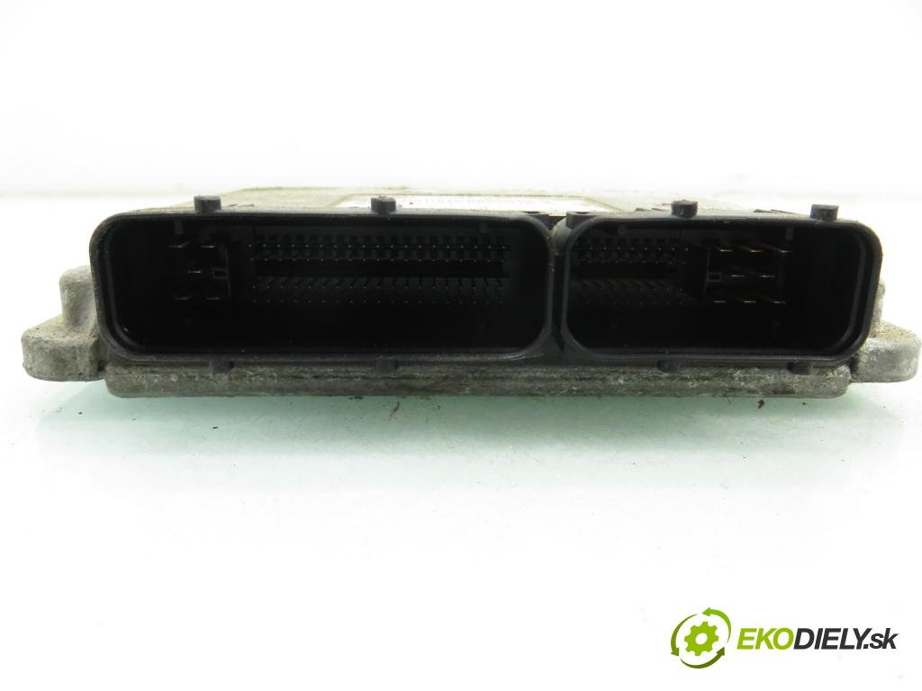 SEAT LEON (1M1) HB 2003 77,00 1.6 16 V - BCB 1598,00 Riadiaca jednotka Motor 036906034DS ; 6160066907 ; IAW4MVDS