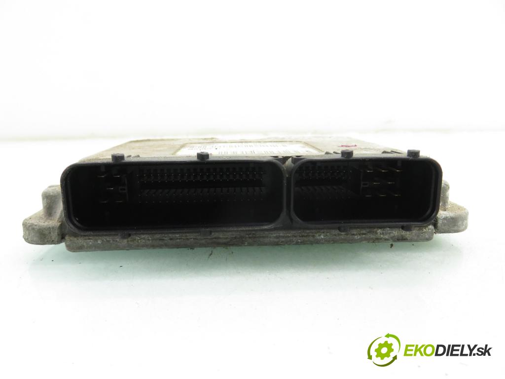 SEAT LEON (1M1) HB 2003 77,00 1.6 16 V - BCB 1598,00 Riadiaca jednotka Motor 036906034DS ; 6160066907 ; IAW4MVDS