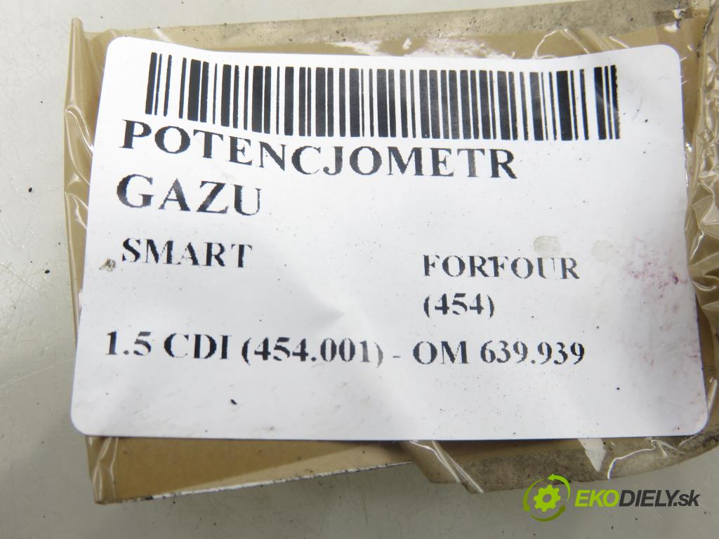 SMART FORFOUR (454) HB 2006 70,00 1.5 CDI 95 1493,00 Potenciometer plynu A4543000304 ; MN125792 ; 6PV00886600 (Potenciometer plynového pedálu)