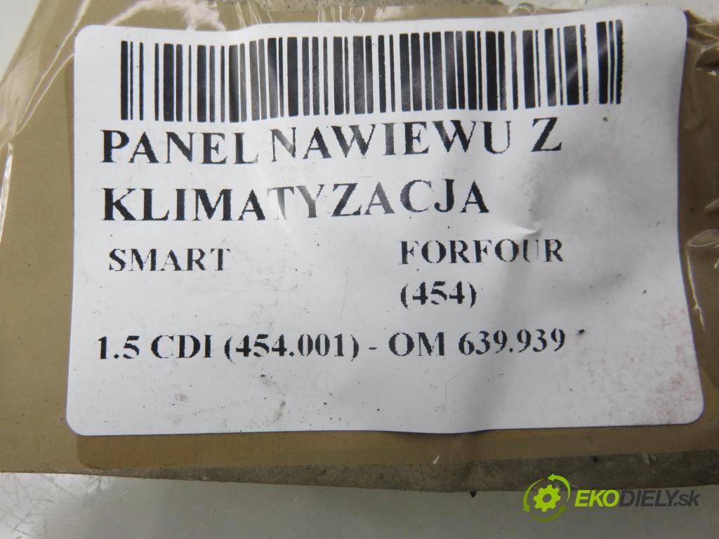 SMART FORFOUR (454) HB 2006 70,00 1.5 CDI 95 1493,00 Panel topení KLIMATIZACE: A4548300485