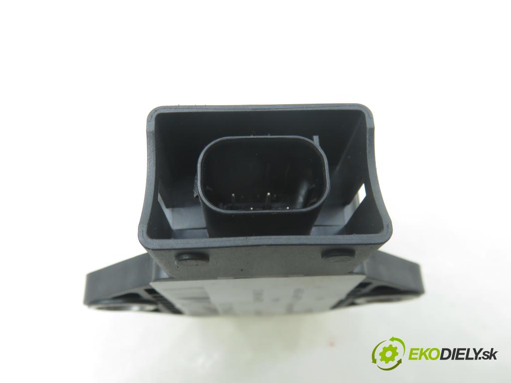 SMART FORFOUR (454) HB 2006 70,00 1.5 CDI (454.001) - OM 639.939 1493,00 snímač ESP 0265005289 ; A4545420418 ; MR955352