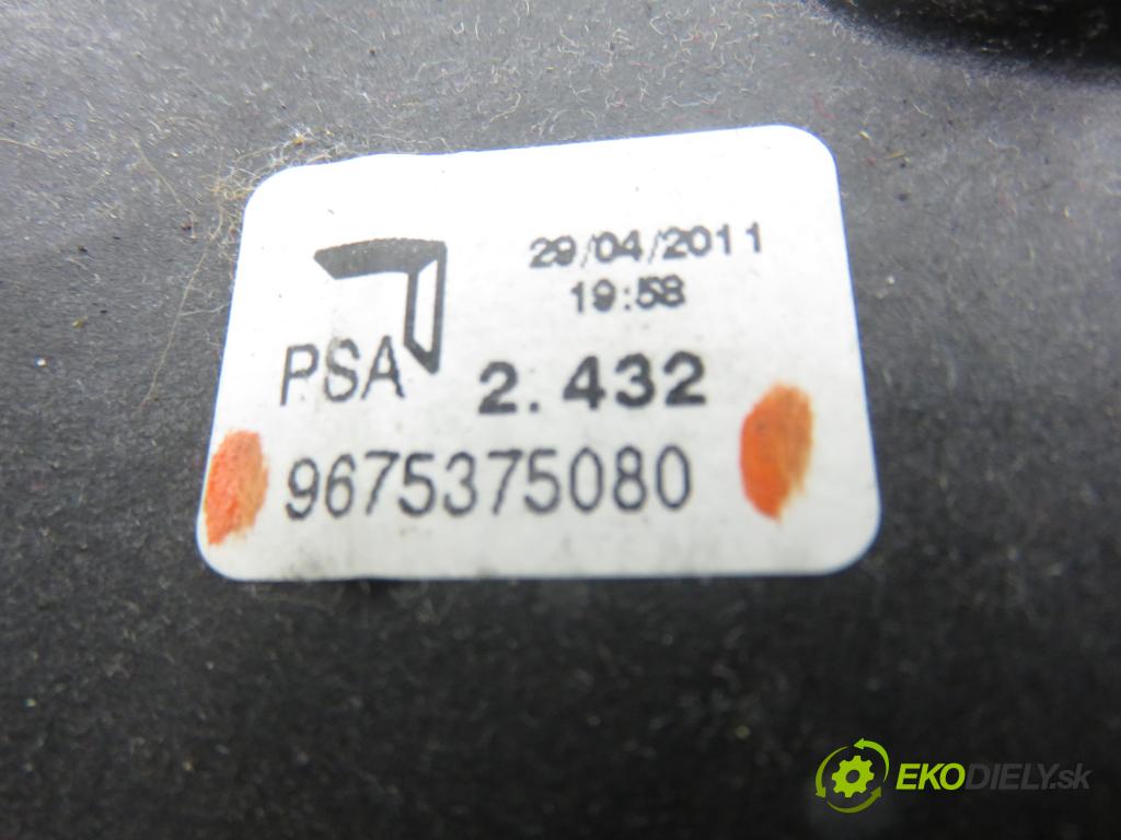 CITROEN DS3 (SA_) HB 2011 68,00 1.6 e-HDi 8V 92 - 9HP 1560,00 ZVEDÁK: 9675375080