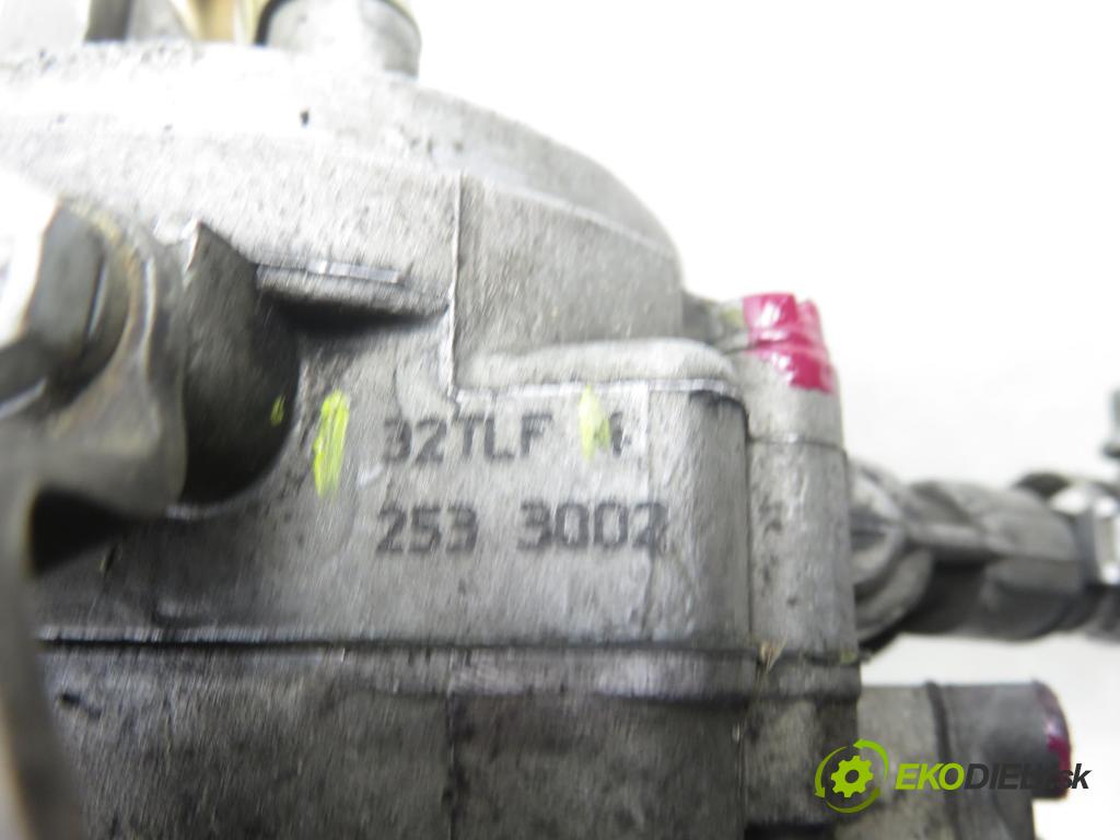 FIAT UNO (146_) HB 1993 33,00 1 - 156 A2.000 999,00 karburátor 32TLF