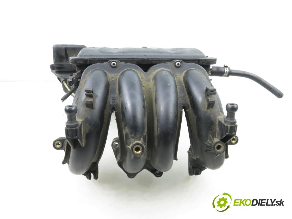 AUDI A3 (8L1) HB 2001 75,00 1.6 - BFQ 1595,00 potrubí 06A133206S