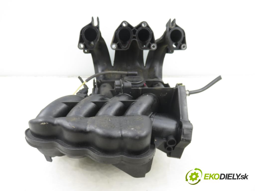 AUDI A3 (8L1) HB 2001 75,00 1.6 - BFQ 1595,00 potrubí 06A133206S