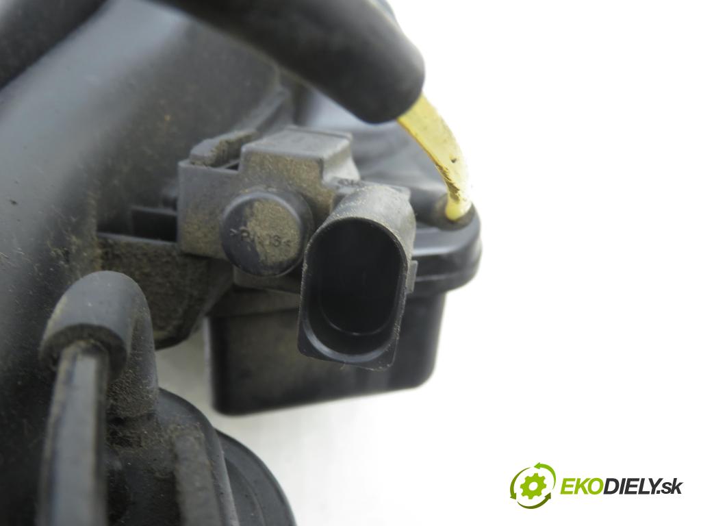 AUDI A3 (8L1) HB 2001 75,00 1.6 - BFQ 1595,00 potrubí 06A133206S