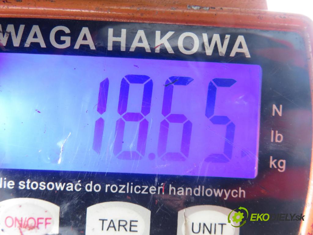 OPEL MERIVA A nadwozie wielkoprzestrzenne (MPV) (X03) HB 2004 74,00 1.6 16V - Z 16 XE 1598,00 predný 