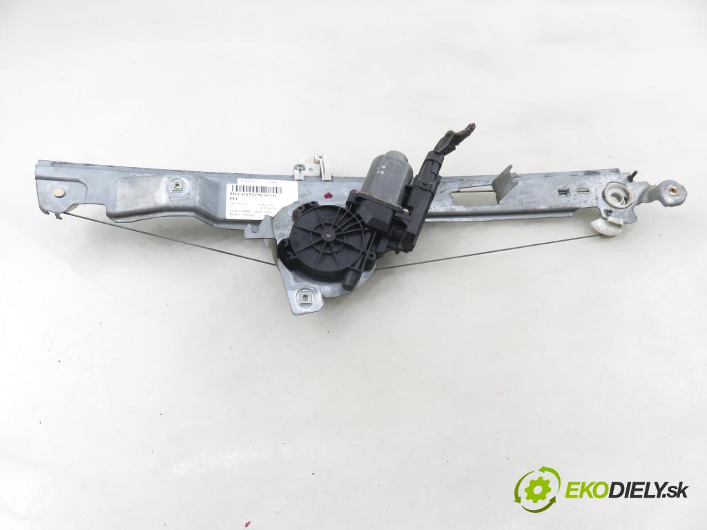 RENAULT GRAND SCENIC II (JM0/1_) HB 2006 88,00 1.9 dCi (JM0G, JM12, JM1G, JM2C) - F9Q 812 1870,00 Mechanizmus okien 440726H1