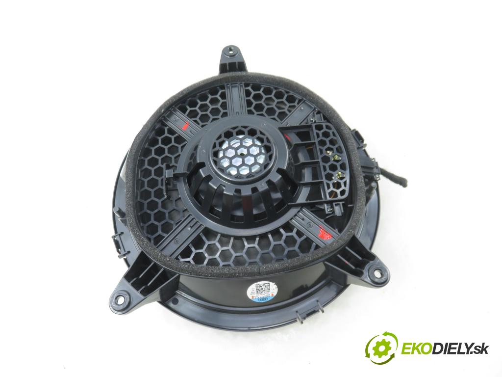 AUDI A3 Limousine (8VS, 8VM) SEDAN 2013 110,00 2.0 TDI - CRBC 1968,00 subwoofer 8V0035412 (Audio zariadenie)