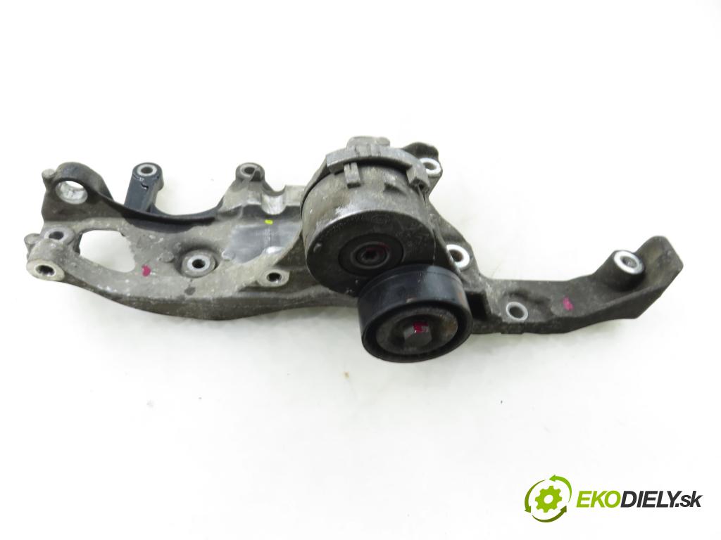 FORD KUGA I SUV 2010 120,00 2.0 TDCi 4x4 163 - TXDA 1997,00 Uchytenie alternátora 9688628680