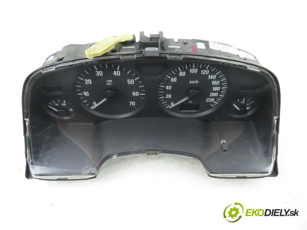 OPEL ZAFIRA A Nadwozie Wielkopojemne (MPV) (T98)  MINIVAN 2004 74,00 1.6 16V - Z 16 XE 1598,00 prístrojovka elektrický 24461751JD