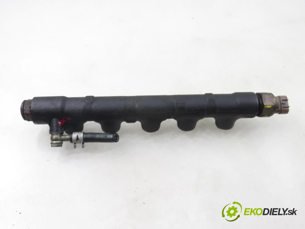 TOYOTA RAV 4 II (_A2_) SUV 2003 85,00 2.0 D-4D 4WD 116 - 1CD-FTV 1995,00 lišta vstřikovací 8945812020 (Vstřikovací lišta)