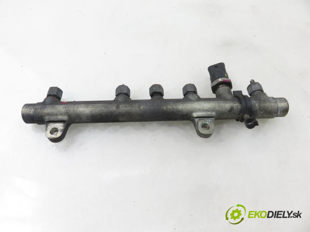 RENAULT LAGUNA II Grandtour (KG0/1_) KOMBI 2003 79,00 1.9 dCi - F9Q 718 1870,00 Lišta vstrekovacia 0445214015 ; 7700111013 ; 0281002522 (Vstrekovacia lišta)