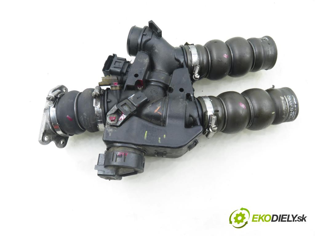 CITROEN C4 Grand Picasso I (UA_) MINIVAN 2008 80,00 1.6 HDi - 9HZ (DV6TED4) 1560,00 škrtíci klapka 9657485480 ; 22378171 (Škrticí klapka)