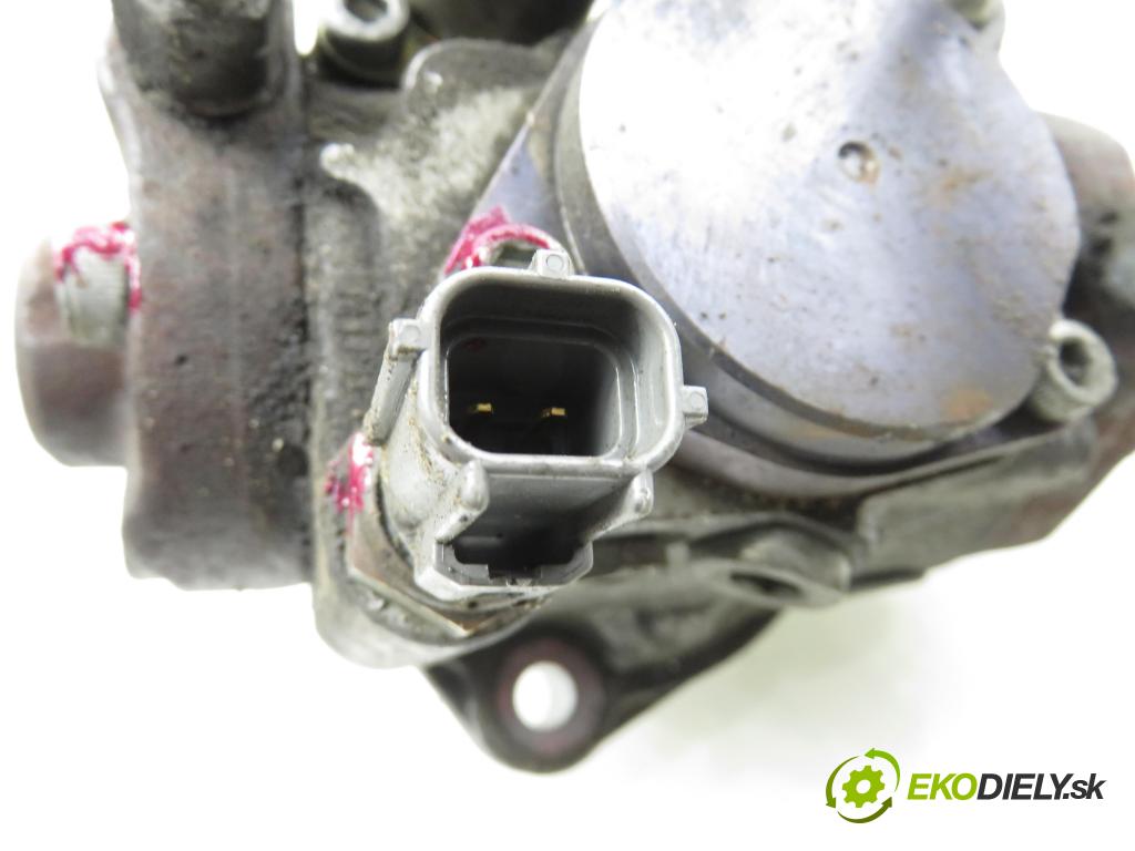 TOYOTA RAV 4 III (_A3_) SUV 2007 130,00 2.2 D 4WD (ALA30_) - 2AD-FHV 2231,00 pumpa vysokého TLAK: 221000R010 ; HU2940000314
